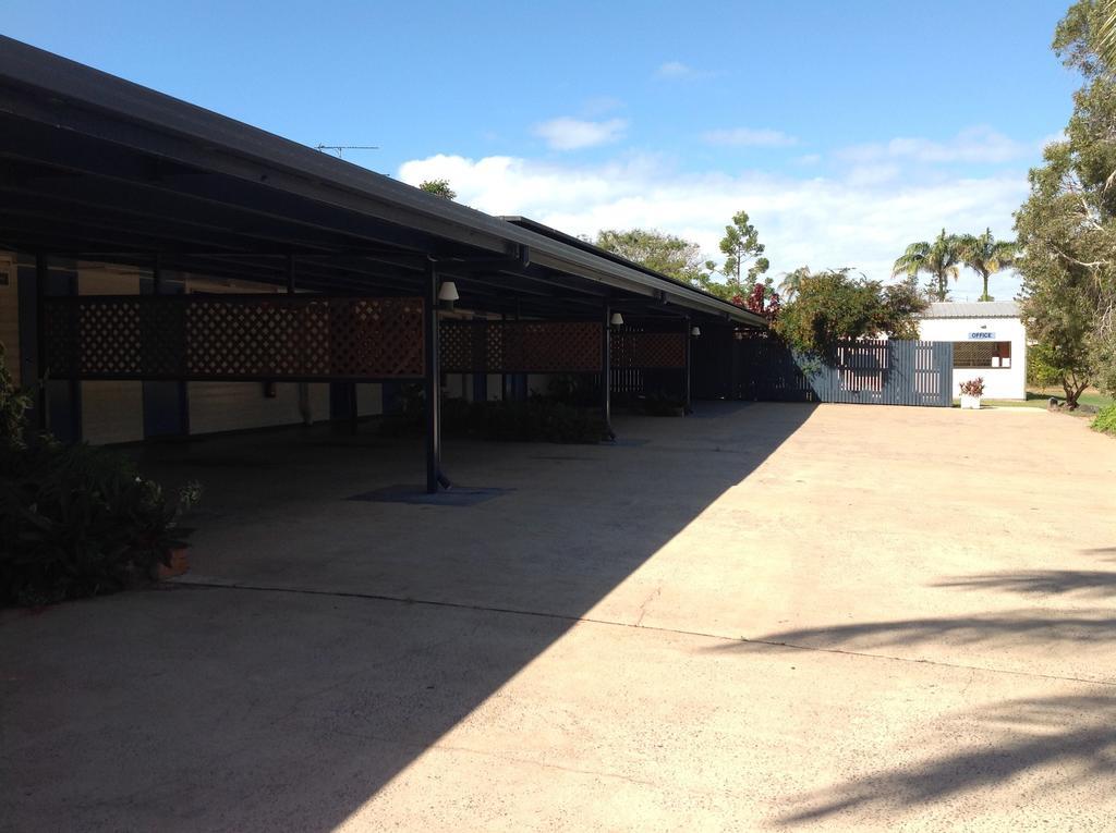 Emu Park Motel Екстер'єр фото